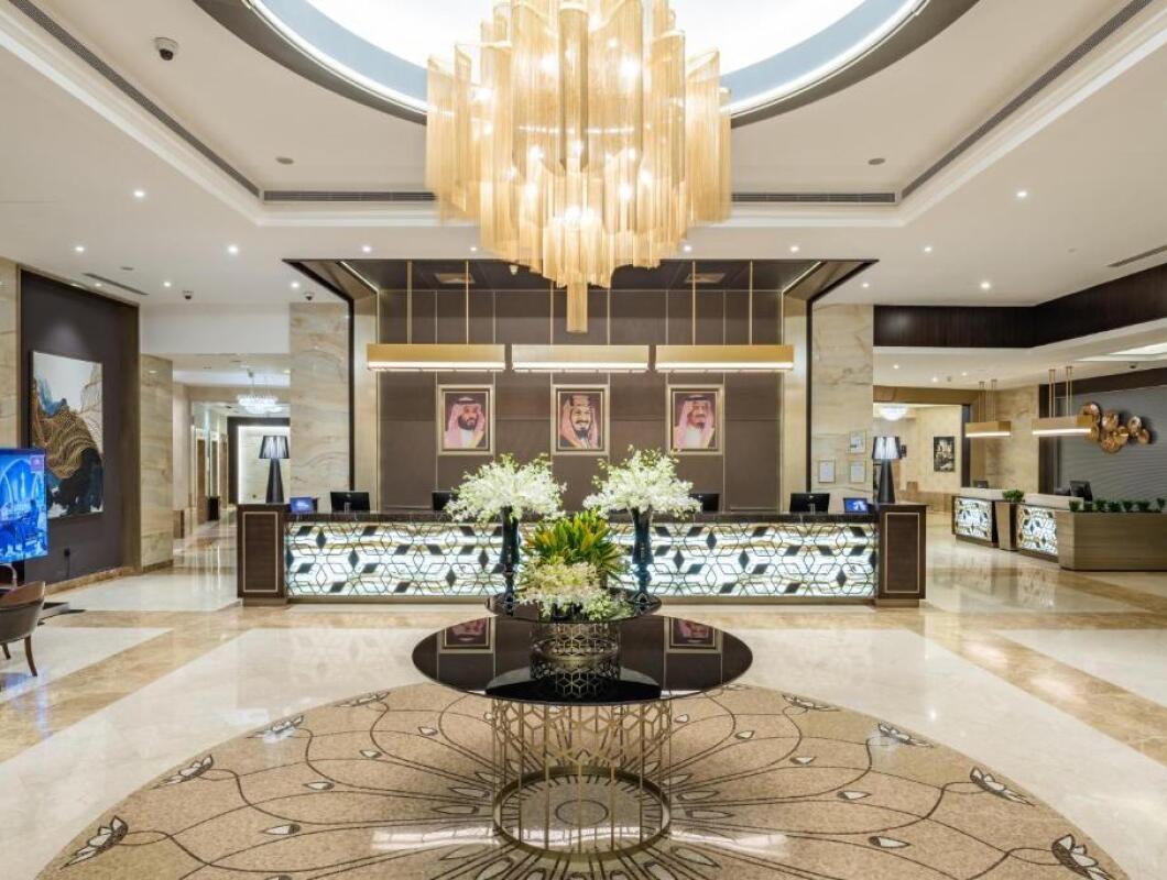 24 AĞUSTOS'TA / 14 GÜN UMRE / HAREME SIFIR 5* OTELLERDE